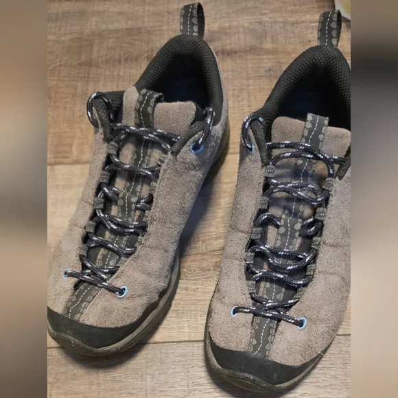 Patagonia ($160) Vibram Trail Hiking Shoes Suede Brown Low Top Outdoor Comfort - Picture 2 of 8